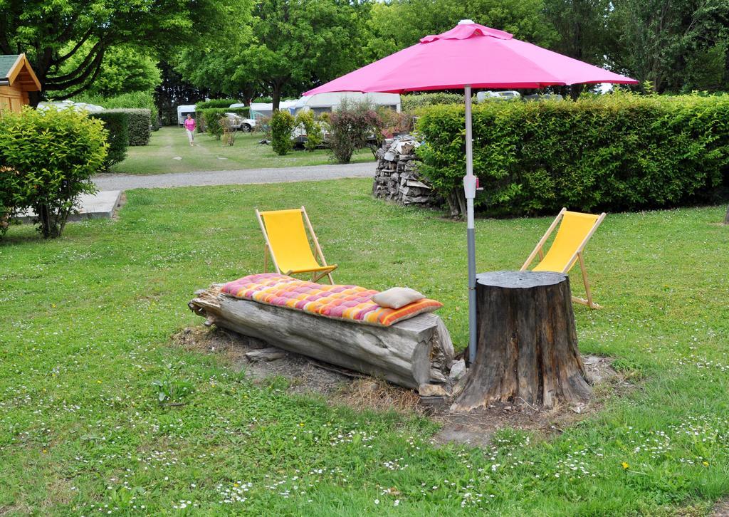 Camping Les Couesnons Hotel Roz-sur-Couesnon Buitenkant foto