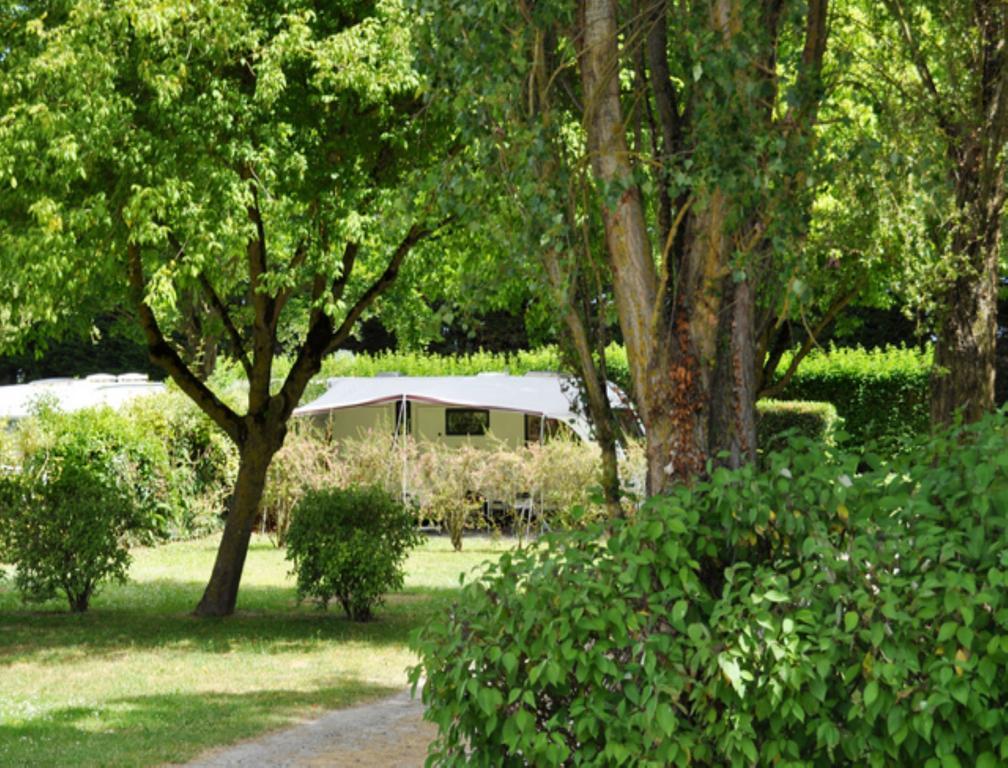 Camping Les Couesnons Hotel Roz-sur-Couesnon Buitenkant foto